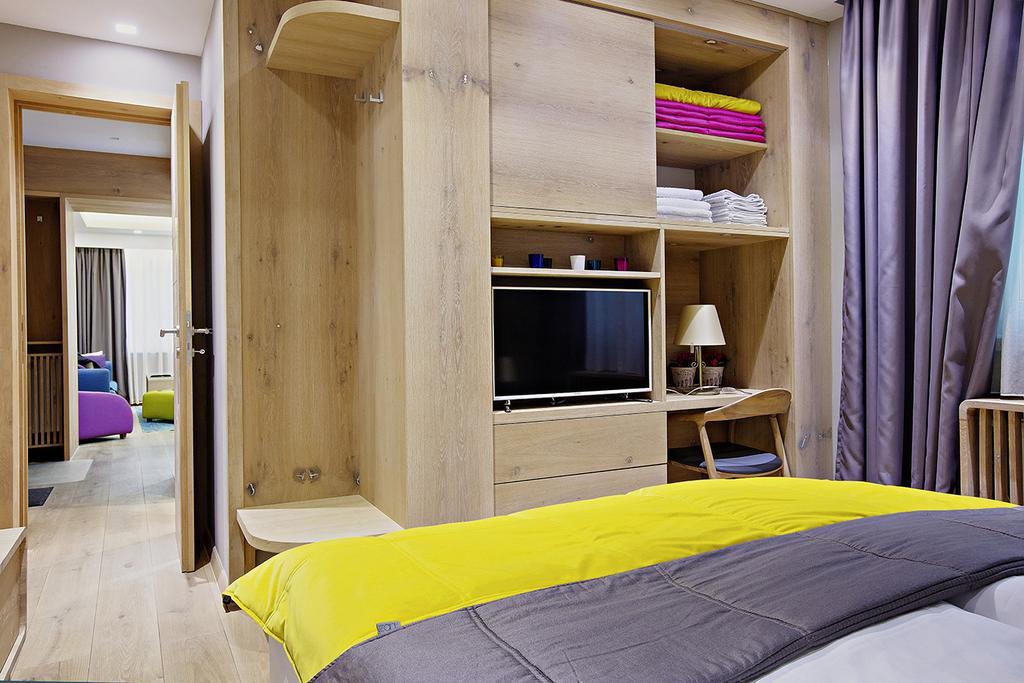 City Center Apartment Sarajevo Accross Bbi Shopping Mall Bagian luar foto